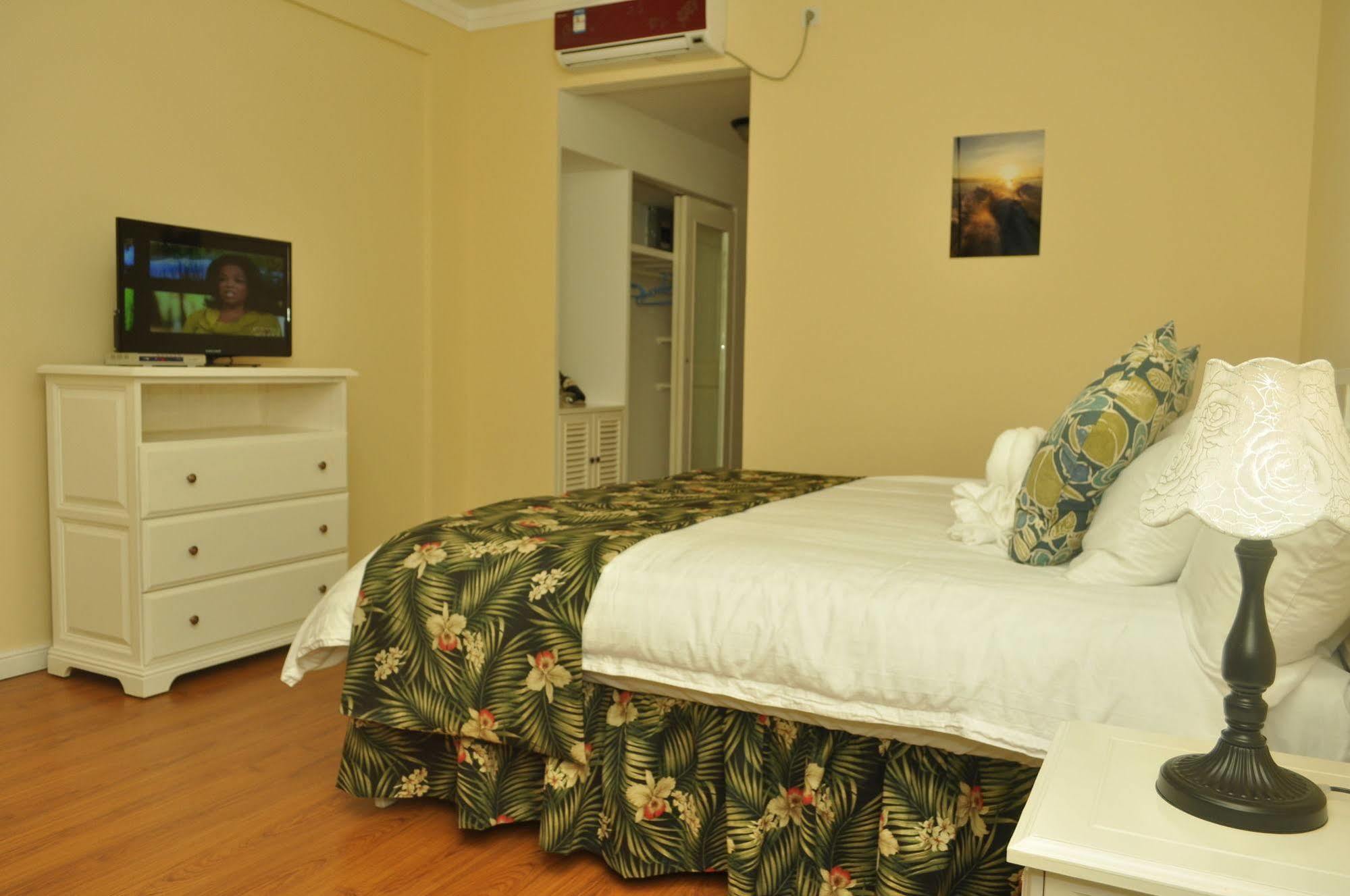 Three Finger Jack Hotel Eleven Mile Bagian luar foto